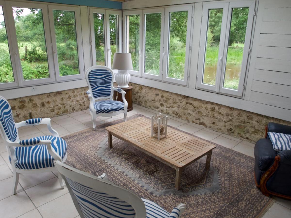 Tante Pim Apartment Neuilly-sur-Eure Luaran gambar