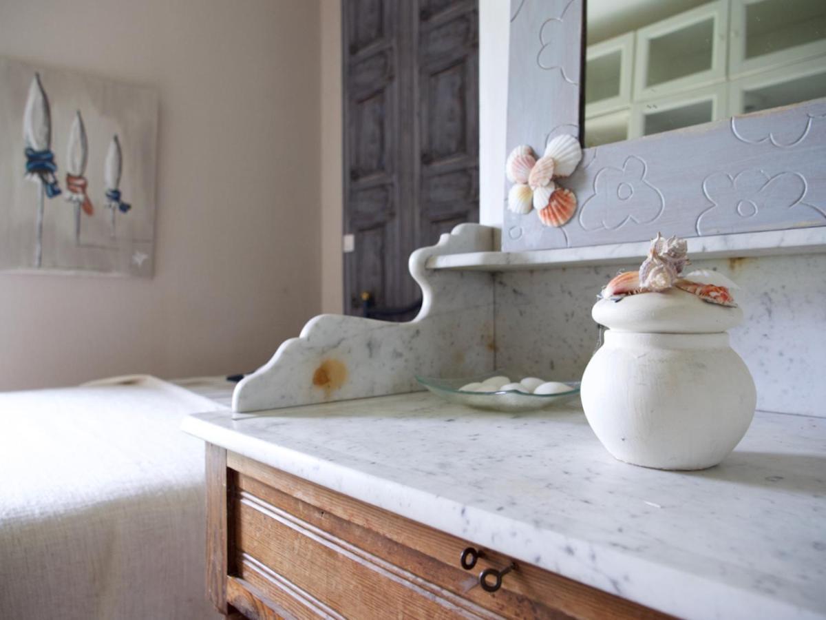 Tante Pim Apartment Neuilly-sur-Eure Luaran gambar