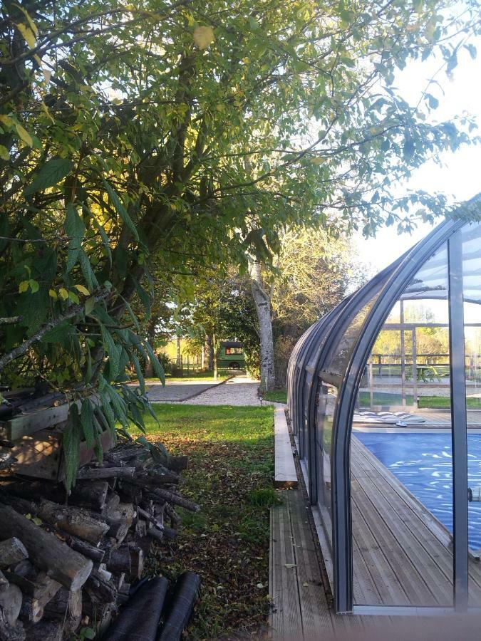 Tante Pim Apartment Neuilly-sur-Eure Luaran gambar