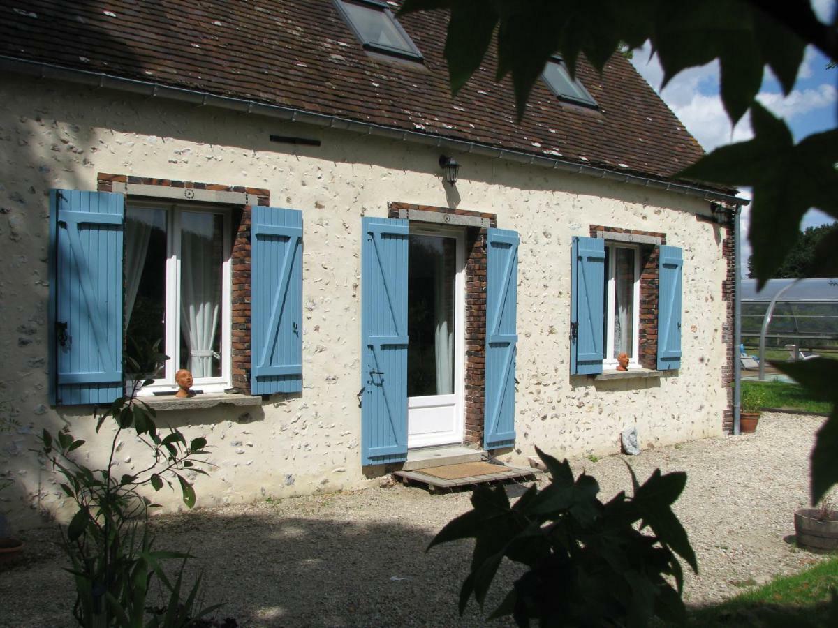 Tante Pim Apartment Neuilly-sur-Eure Luaran gambar