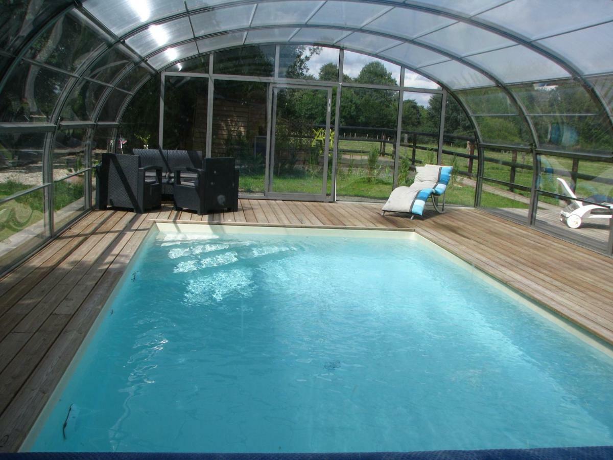 Tante Pim Apartment Neuilly-sur-Eure Luaran gambar