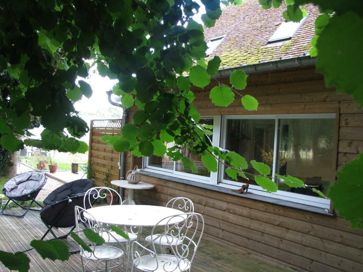 Tante Pim Apartment Neuilly-sur-Eure Luaran gambar