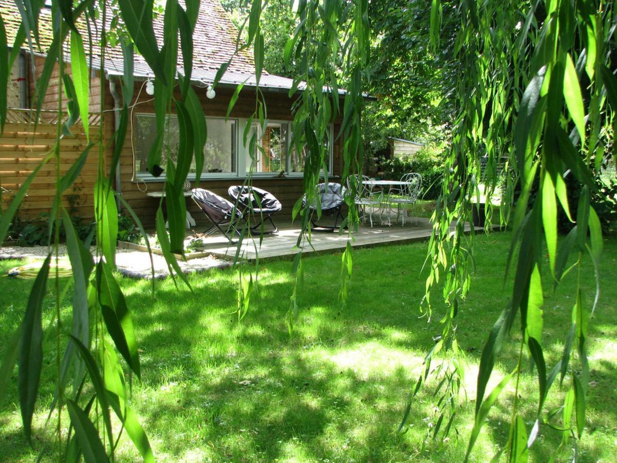 Tante Pim Apartment Neuilly-sur-Eure Luaran gambar