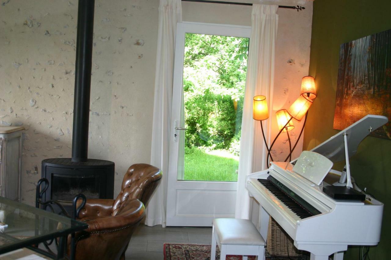 Tante Pim Apartment Neuilly-sur-Eure Luaran gambar